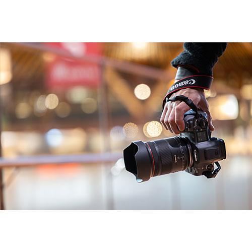 RF 20mm F1.4L VCM Lens  Product Image (Secondary Image 3)