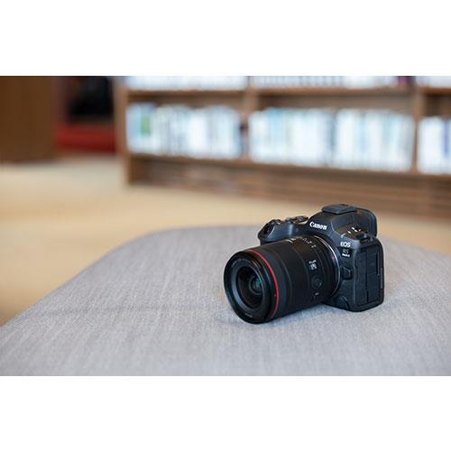 RF 20mm F1.4L VCM Lens  Product Image (Secondary Image 4)