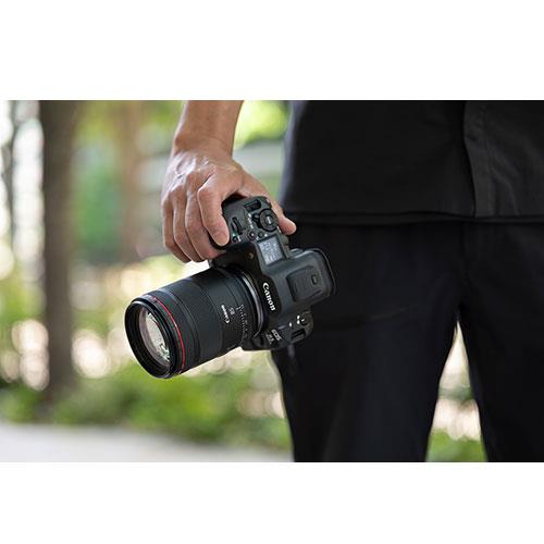 RF 85mm F1.4L VCM Lens  Product Image (Secondary Image 3)
