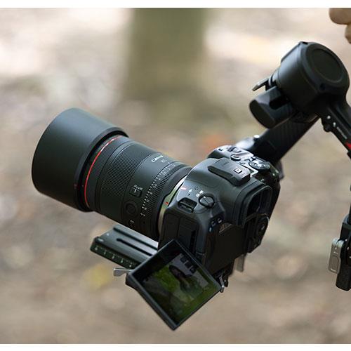RF 85mm F1.4L VCM Lens  Product Image (Secondary Image 4)