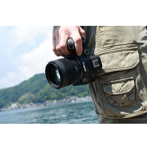 RF 45mm F1.2 STM Lens Product Image (Secondary Image 2)