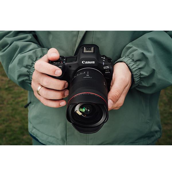 RF 14mm F1.4L VCM Lens Product Image (Secondary Image 5)