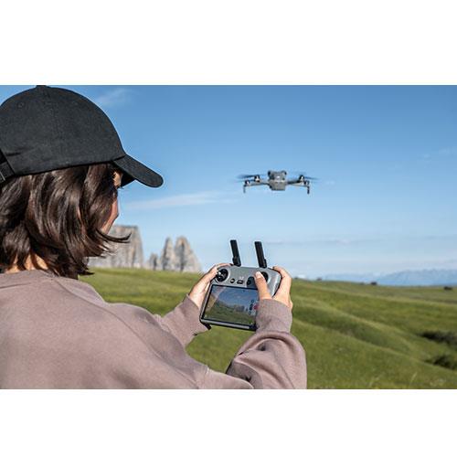 Mini 5 Pro Fly More Combo with RC 2 Controller Product Image (Secondary Image 9)
