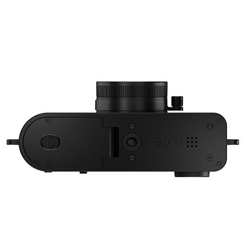 X half Compact Digital Camera in Black Product Image (Secondary Image 8)