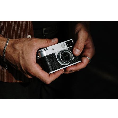 X half Compact Digital Camera in Silver Product Image (Secondary Image 9)