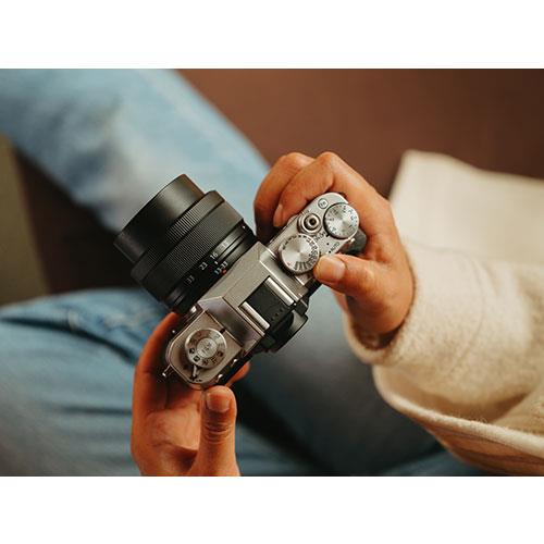 X-T30 III Mirrorless Camera in Charcoal Silver with XC13-33mm F3.5-6.3 OIS Lens Product Image (Secondary Image 6)