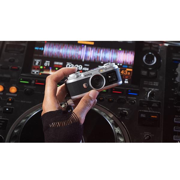 Pal 2 Digital Camera in Black Product Image (Secondary Image 7)