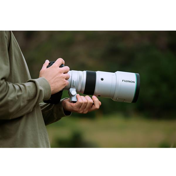 XF400mm F4.5 R LM OIS WR Lens  Product Image (Secondary Image 4)