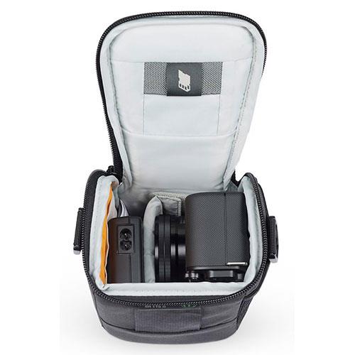 Adventura SH 115 III Camera Bag in Black Product Image (Secondary Image 3)