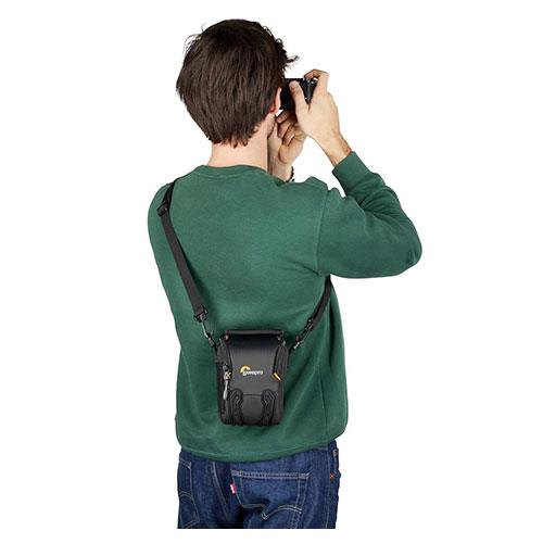 Adventura SH 115 III Camera Bag in Black Product Image (Secondary Image 4)