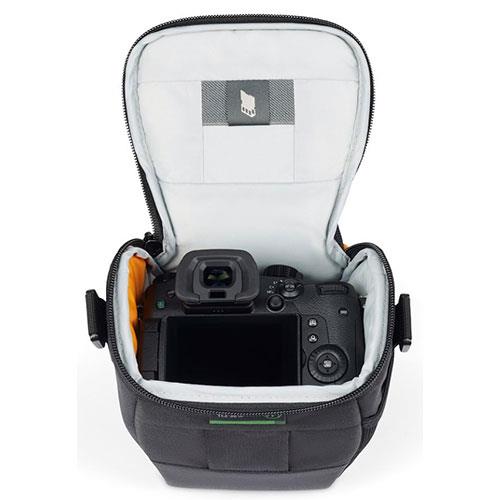 Adventura TLZ 30 III Camera Bag in Black Product Image (Secondary Image 2)