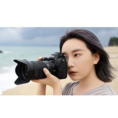 Nikkor Z 24-70mm f2.8 S II Lens Product Image (Secondary Image 2)