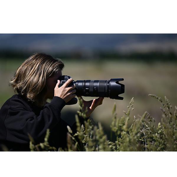 Nikkor Z 70-200mm F2.8 VR S II Lens Product Image (Secondary Image 4)