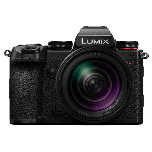 Lumix S5D Mirrorless Camera with Lumix S 28-200mm F4-7.1 Lens Product Image (Primary)