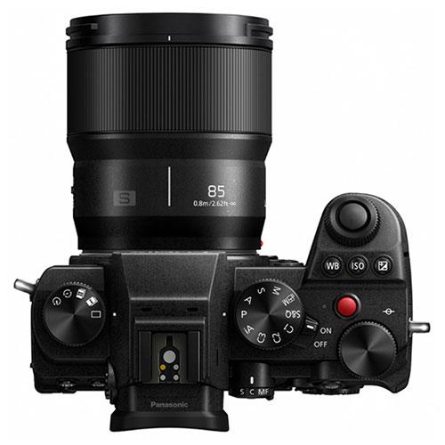 Lumix S 85mm F/1.8 Lens Product Image (Secondary Image 2)