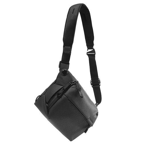 Everyday Sling Bag 6L V2 in Black Product Image (Secondary Image 1)