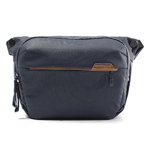 Everyday Sling Bag 6L V2 in Midnight Product Image (Primary)