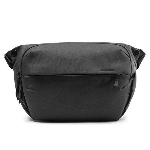 Everyday Sling Bag 10L V2 in Black Product Image (Primary)