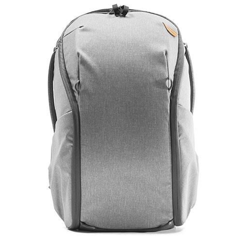 Everyday Backpack Zip v2 20L in Ash Product Image (Primary)