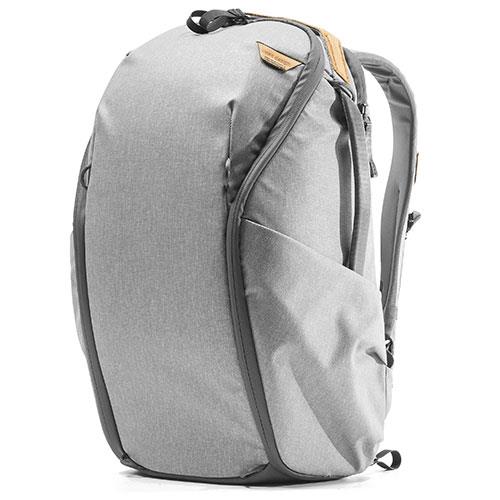Everyday Backpack Zip v2 20L in Ash Product Image (Secondary Image 2)