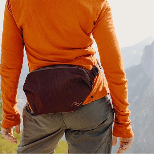 Outdoor Sling 2L in Eclipse Product Image (Secondary Image 4)