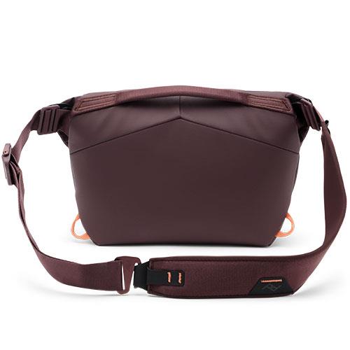Everyday Sling 3L V2 in Eclipse Product Image (Secondary Image 1)