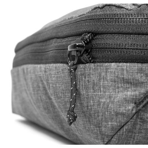 Packing Cube Medium in Charcoal Product Image (Secondary Image 2)