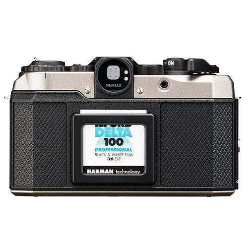 17 Compact Film Camera Product Image (Secondary Image 2)