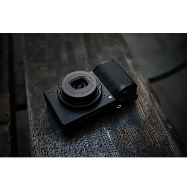 GR IV Monochrome Digital Camera Product Image (Secondary Image 9)