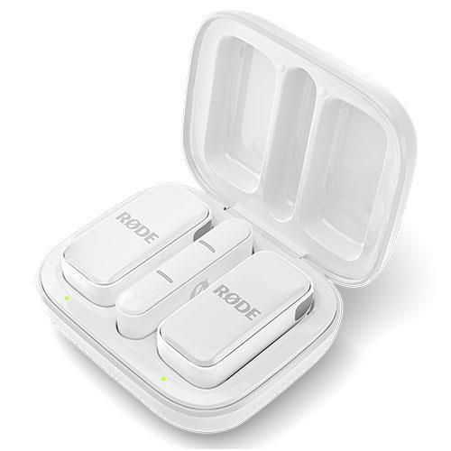Wireless Micro Microphone Lightning in White - Open Box Product Image (Primary)