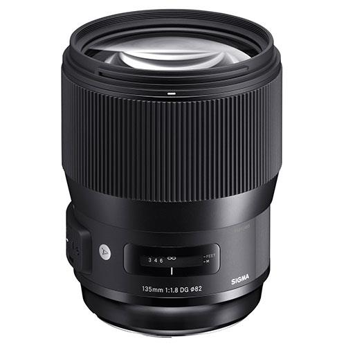 135mm f1.8 DG HSM Lens Nikon Fit Product Image (Secondary Image 1)