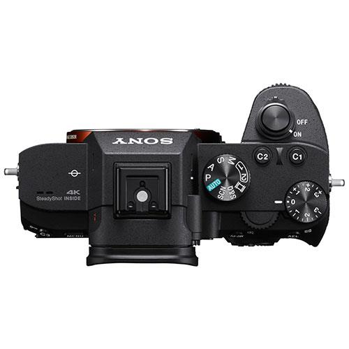 a7 III Mirrorless Camera with FE 28-70mm f/3.5-5.6 OSS Lens Product Image (Secondary Image 3)