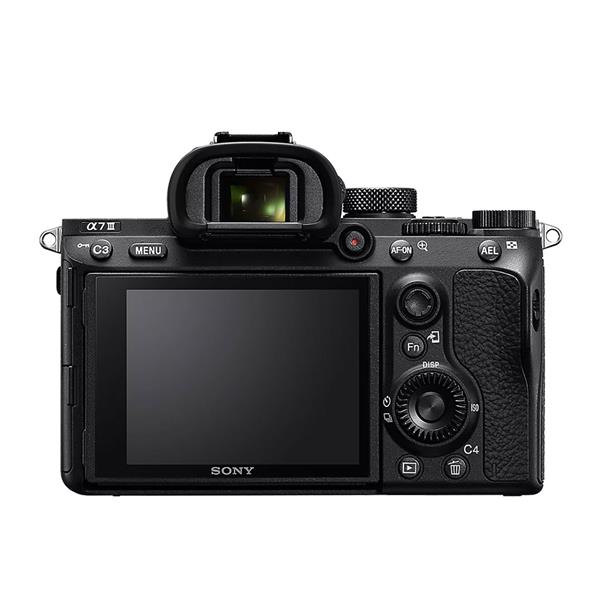 a7 III Mirrorless Camera with FE 28-70mm F3.5-5.6 OSS II Lens Product Image (Secondary Image 1)