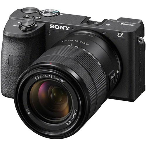 A6600 Mirrorless Camera in Black with 18-135mm f/3.5-5.6 OSS Lens Product Image (Primary)