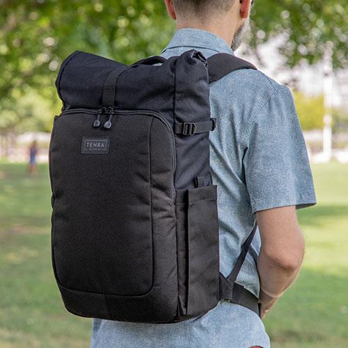 Fulton v2 16L Backpack in Black Product Image (Secondary Image 6)