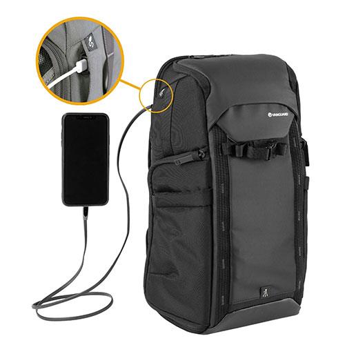 Veo Adaptor R44 BK Backpack in Black Product Image (Secondary Image 5)