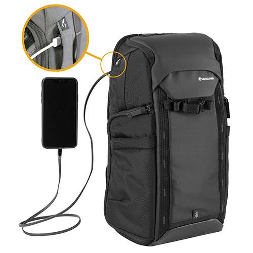 Veo Adaptor R48 Backpack in Black Product Image (Secondary Image 3)