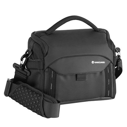 Veo Adaptor 24M Shoulder Bag in Black Product Image (Primary)