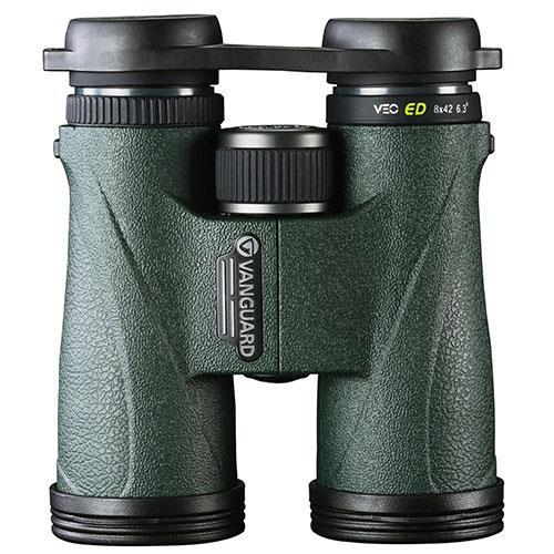 ED 8x42 Carbon Composite Binoculars Product Image (Secondary Image 1)