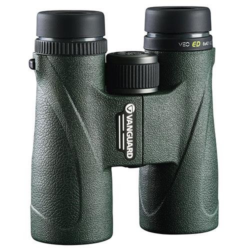 ED 8x42 Carbon Composite Binoculars Product Image (Secondary Image 2)