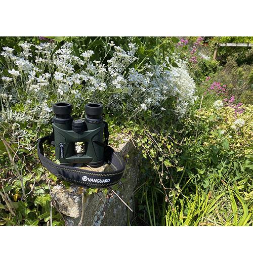 Veo XF 10x42 Binoculars Product Image (Secondary Image 4)