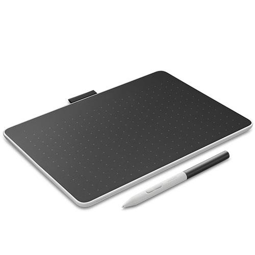 One Pen Tablet Medium Product Image (Secondary Image 1)