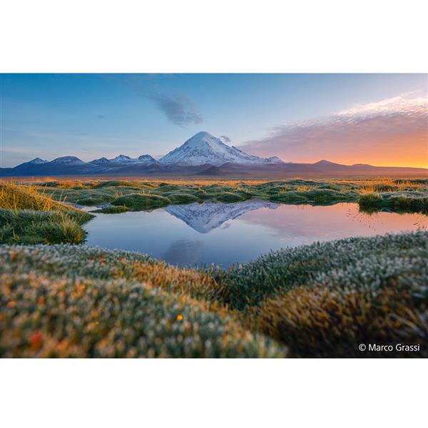 a7R VI Mirrorless Camera with FE 24-70mm F2.8 GM II Lens Product Image (Secondary Image 6)
