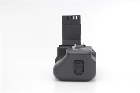 BG-R10 Battery Grip for EOS R5 and R6 Cameras - Secondary Sku Image