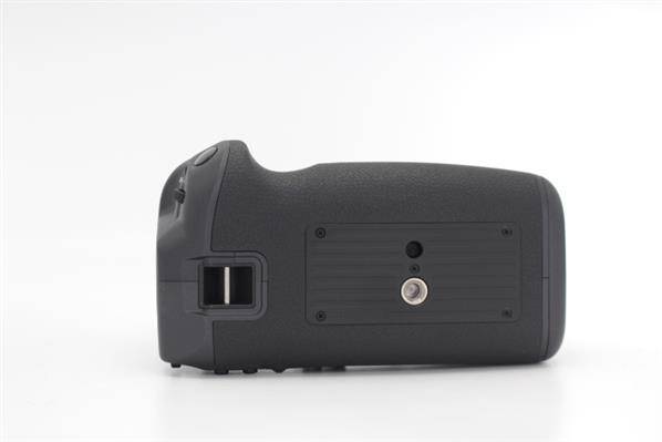 BG-R10 Battery Grip for EOS R5 and R6 Cameras - Secondary Sku Image