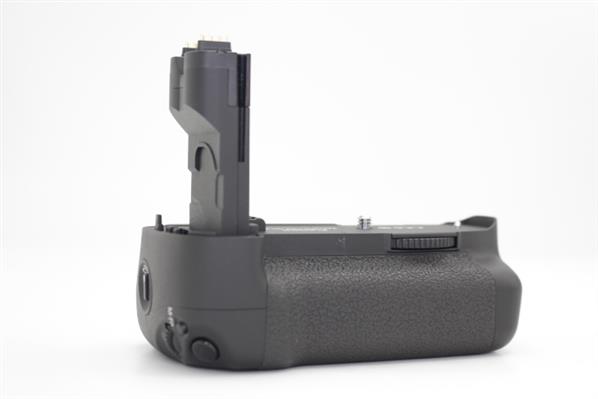 BG-E7 Battery Grip for EOS 7D - Secondary Sku Image