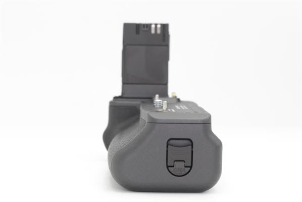 BG-R10 Battery Grip for EOS R5 and R6 Cameras - Secondary Sku Image