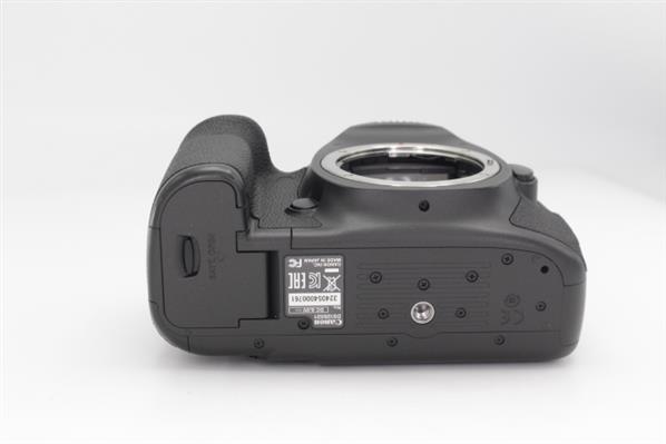 EOS 5DS Digital SLR Body - Secondary Sku Image