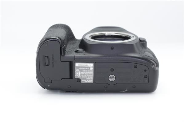 EOS 5D Mark IV Digital SLR Body - Secondary Sku Image