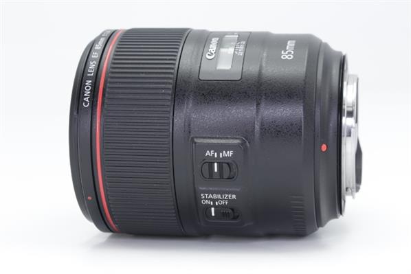 EF 85mm f/1.4L IS USM Lens - Secondary Sku Image